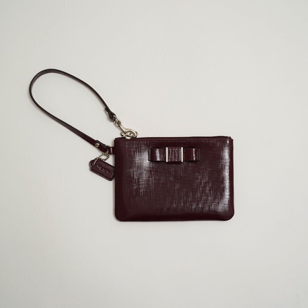 NWOT Coach "Darcy" Bow Wristlet In Color Sherry